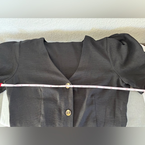 Topshop short sleeve top with buttons and peplum cut - Picture 6 of 7